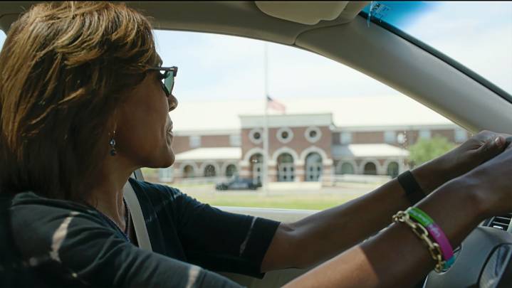 Where to watch 'Hurricane Katrina: 20 Years After the Storm with Robin Roberts' without cable
