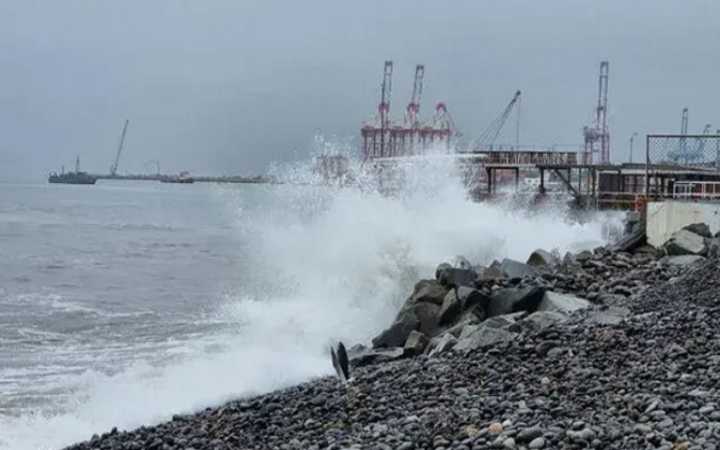 ¡Alerta en la costa! Oleajes ligeros y moderados se mantendrán hasta el 31 de agosto