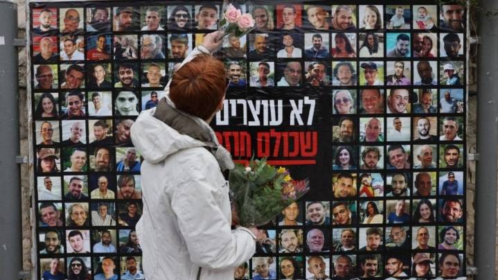 Israel recuperó los cuerpos de dos rehenes asesinados por Hamas y puso fin a la "pausa" humanitaria en Gaza