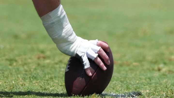 Jugadores de la NFL explotan tras prohibición de sales aromáticas
