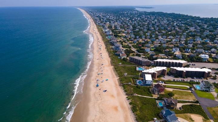 Hurricane Erin's massive waves threaten to isolate North Carolina's Outer Banks