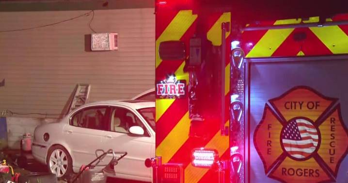 1 in critical condition, officers treated for smoke inhalation in Hamel mobile home fire