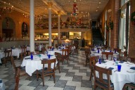Blue Point Grille to feature Huneeus Vintners at wine dinner