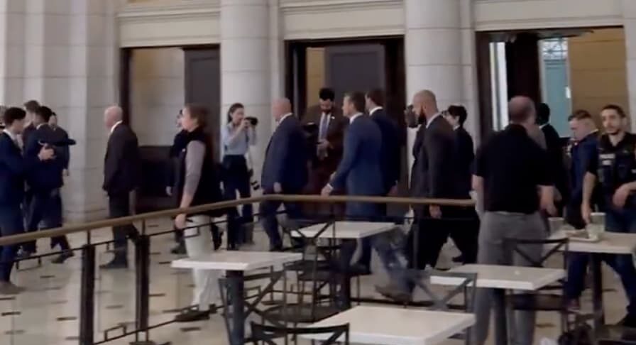 ‘You Gonna F*** a Couch Buddy!?’ Vance and Hegseth Booed In DC’s Union Station