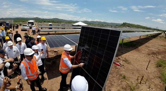 Construcción del parque solar Puerta de Oro tiene un avance de 71%