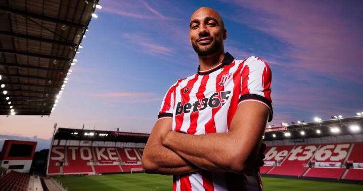 Breaking: Statement issued as Stoke City announce return of club hero 