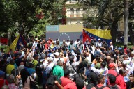El chavismo se moviliza en comunidades para respaldar a Maduro ante "amenazas" de EE.UU.
