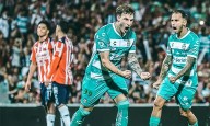 Santos derrota a Chivas