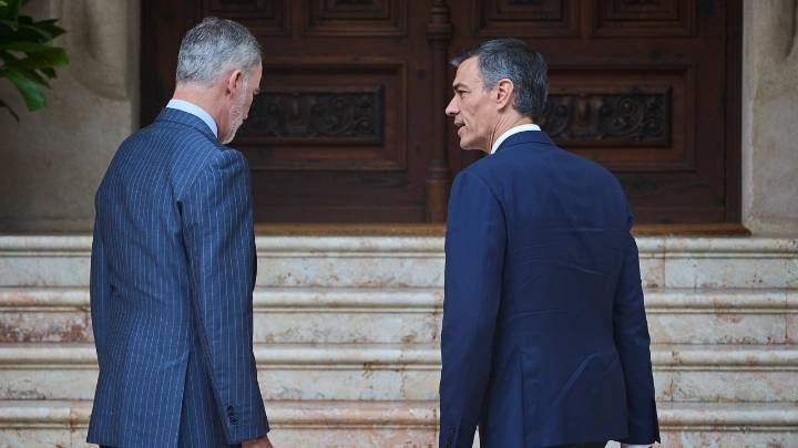 La relación entre Sánchez y el Rey Felipe «está rota»