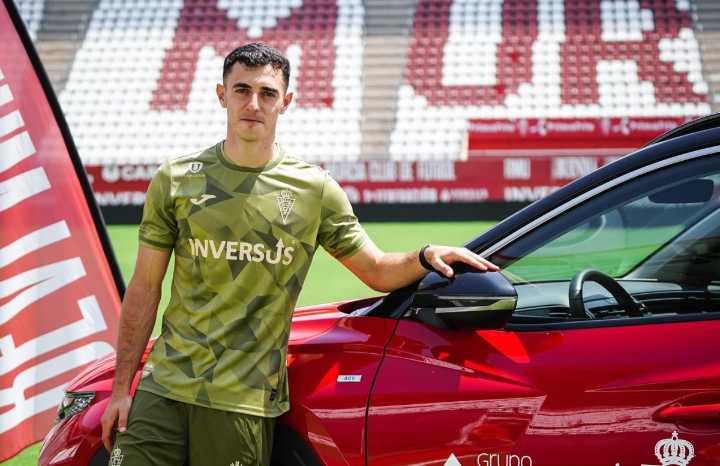 Deportes | Antonio David:  "Es una locura jugar en un club con más de 15.000 abonados"