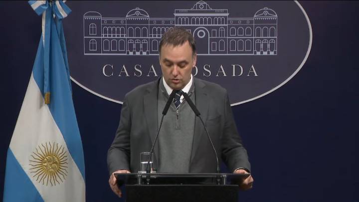 El Gobierno enviará al Congreso el proyecto para sancionar a funcionarios que incumplan con el déficit cero