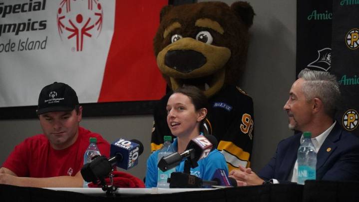 P-Bruins and Special Olympics partner to bring Floorball