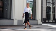Cinco faldas midi de Zara con las que regresar a la oficina elegante y arrasando en estilo