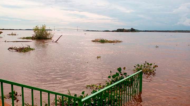 Río Orinoco está a 2 centímetros de llegar a la alerta roja en Ciudad Bolívar