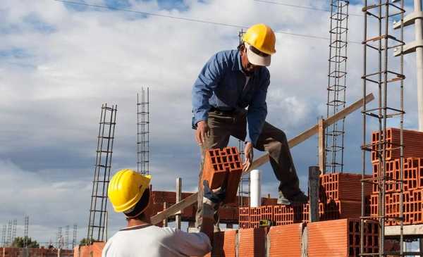El salario mínimo se ubica en un valor previo al estallido de la Convertibilidad