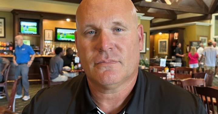 Opp changing schemes in pursuit of making postseason history