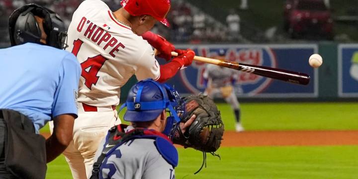 Angels sweep Dodgers behind Logan O'Hoppe's late hit