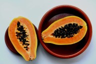 What Happens to Your Body When You Eat Papaya Seeds Regularly