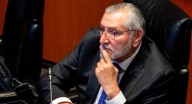 Escándalo por exsecretario de Gobierno, Adán López, se incrementa por tensiones entre EEUU y México
