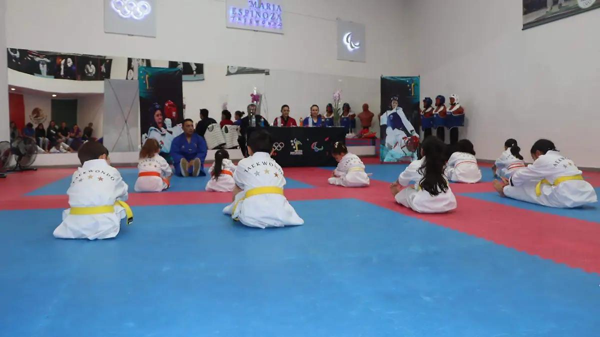 Próspera preparación de Taekwondoínes hacia Torneo Futuros Campeones