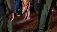 Juez rechaza solicitud de la administración Trump para poner fin a una política que protege a niños inmigrantes bajo custodia