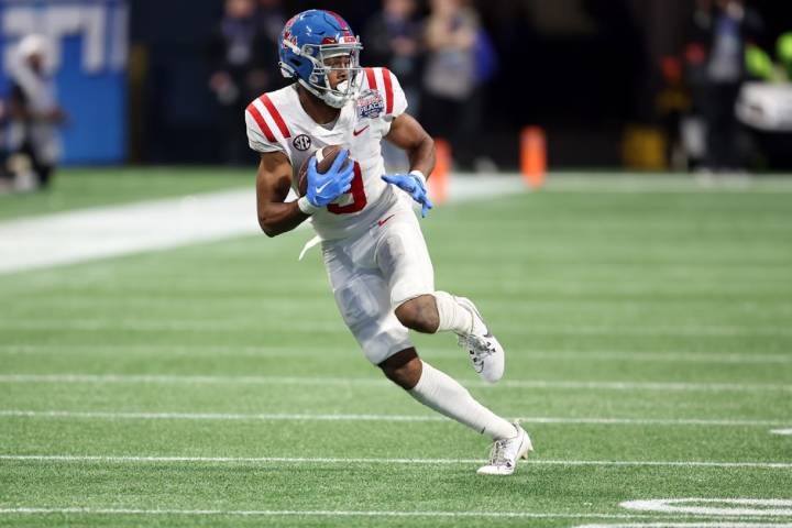2025 Fantasy Football Rookie Rankings (Preseason Updates): Travis Hunter, Emeka Egbuka, Bhayshul Tuten, Tre Harris, Luther Burden, Dont'e Thornton