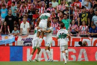 Sorloth y Rafa Mir establecen el empate al descanso (1