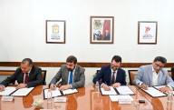 Gobierno de México y del EdoMéx acuerdan regularizar viviendas para dar certeza jurídica a miles de familias mexiquenses