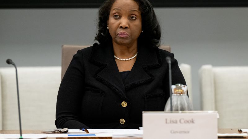 Analista dice que Trump “está jugando con fuego” tras despido de Lisa Cook