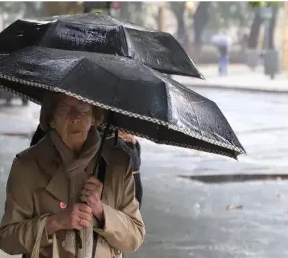 La tormenta de Santa Rosa continúa con lluvias intensas