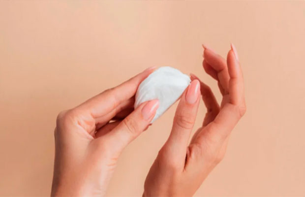 Prepara en casa estos removedores de esmalte con productos que siempre están en tu alacena