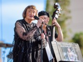 Trailblazing jazz singer dies while ‘listening to the music she loved’