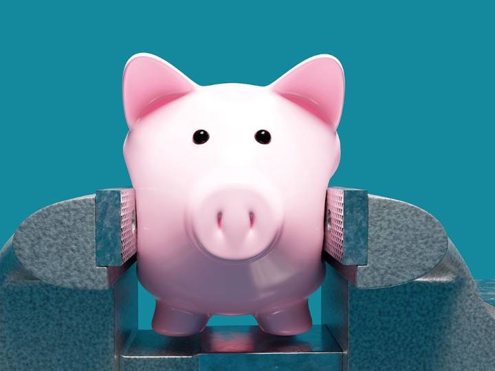 Never mind mortgage cliff, Canadians are struggling with this debt