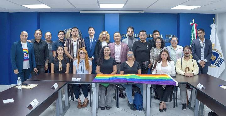 Traza FGE ruta de trabajo con colectivas LGBTQ+