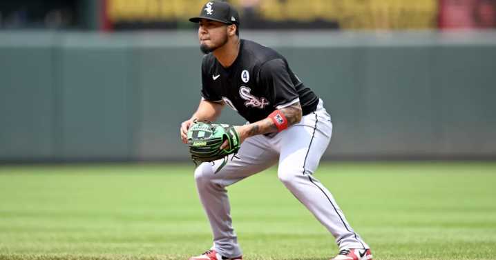 Sosa, Montgomery homer, Martin works six strong innings as White Sox beat Guardians 6