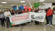 ¡Orgullo chihuahuense! Reciben a Karina, Gabriel y Fernando, campeones en competencia de robótica en China