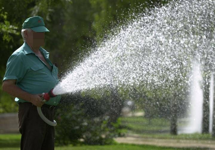 Aumentan los concejos que imponen restricciones al consumo de agua