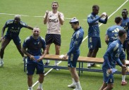 A la tercera tiene que ser la vencida