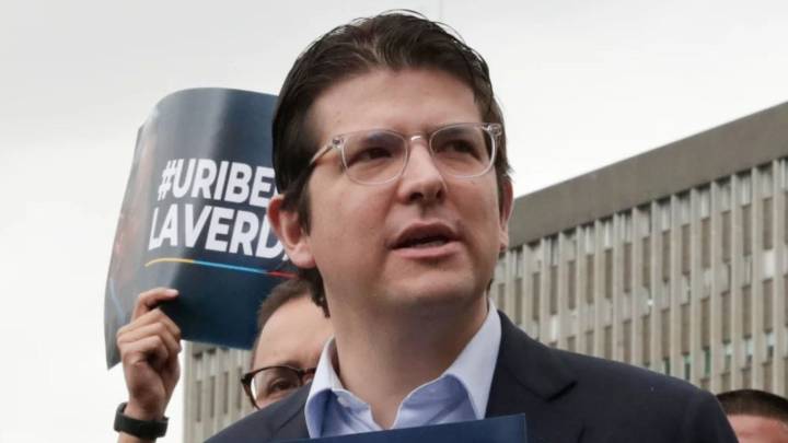 Siete años de cárcel en un centro de atención especializada pagará el joven sicario que asesinó a Miguel Uribe Turbay