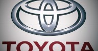 Toyota reporta caída del 37% en ganancias y reduce pronóstico por aranceles de Trump