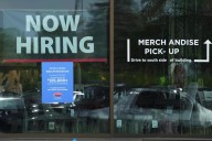 US applications for jobless benefits fell last week as layoffs remain low