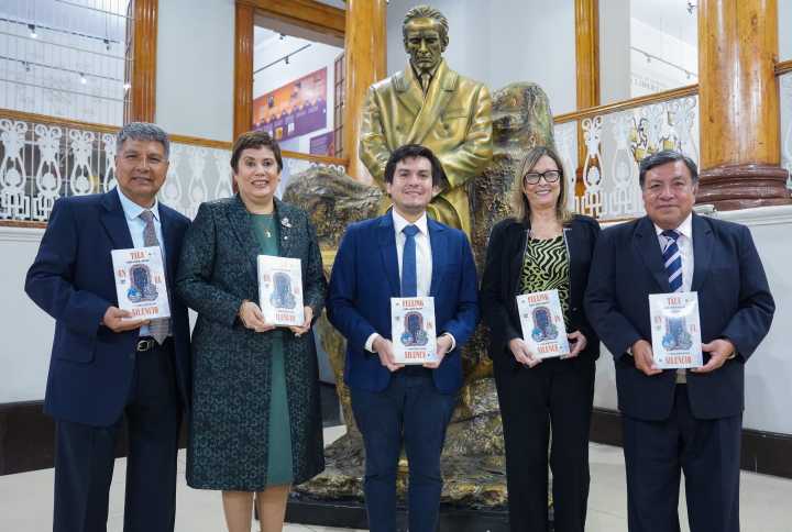 Trujillo: Fondo Editorial de la UCV lleva al inglés la obra del escritor Marco Antonio Corcuera
