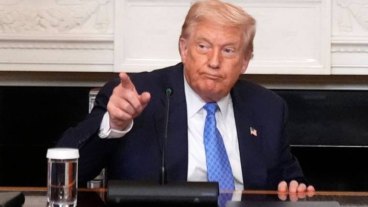 Trump says he will meet Putin in Alaska next week in hopes of reaching Ukraine peace deal