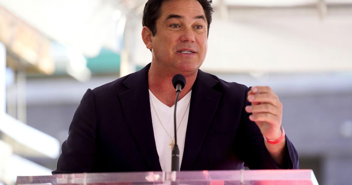 Dean Cain, former TV Superman, will be sworn in as honorary ICE officer