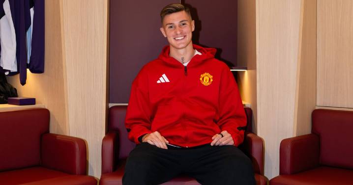 Benjamin Sesko breaks silence Newcastle snub after £74m Man Utd transfer