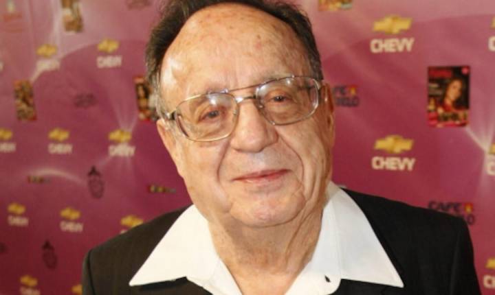 ¿Cuánto ganaba Chespirito en regalías?