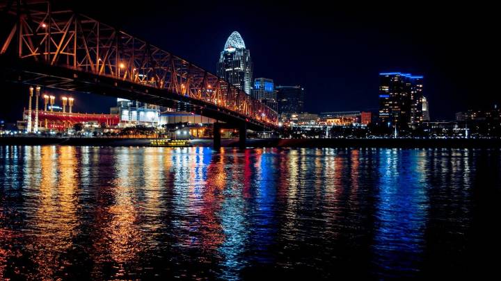 Cincinnati Council approves new curfew rules. Some parks will also close earlier