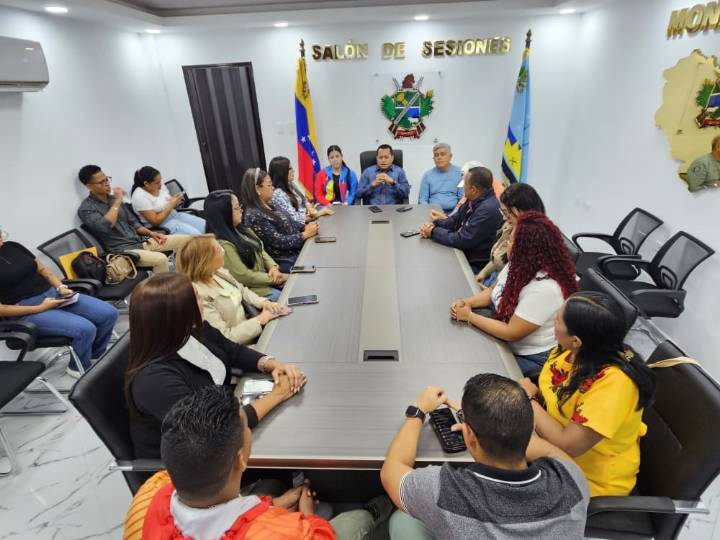 Instalan Comisión delegada del Clsem ante el receso legislativo