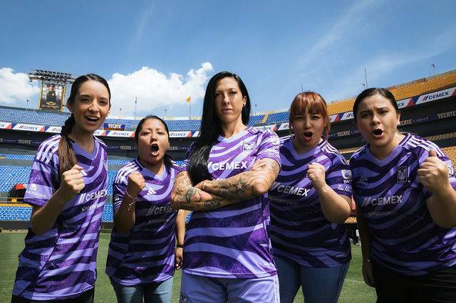 ¡La afición de Tigres Femenil tiene una cita con la historia!