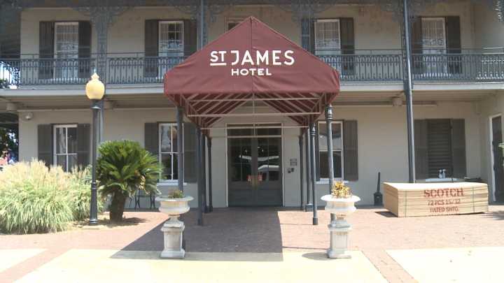 Community reacts to closing of Historic St. James Hotel in Selma